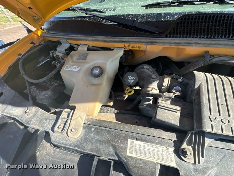 image for item EG6483 2005 Chevrolet Express G3500 school bus
