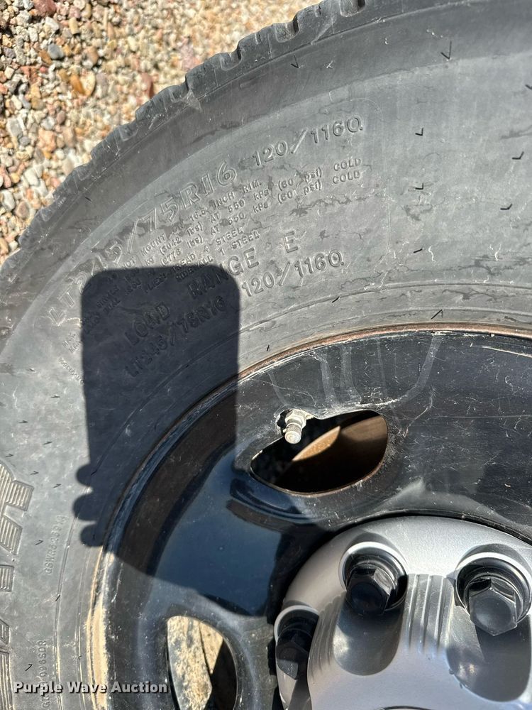 image for item EG6483 2005 Chevrolet Express G3500 school bus