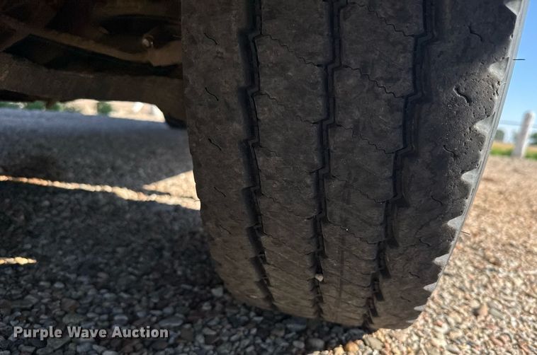 image for item EG6483 2005 Chevrolet Express G3500 school bus