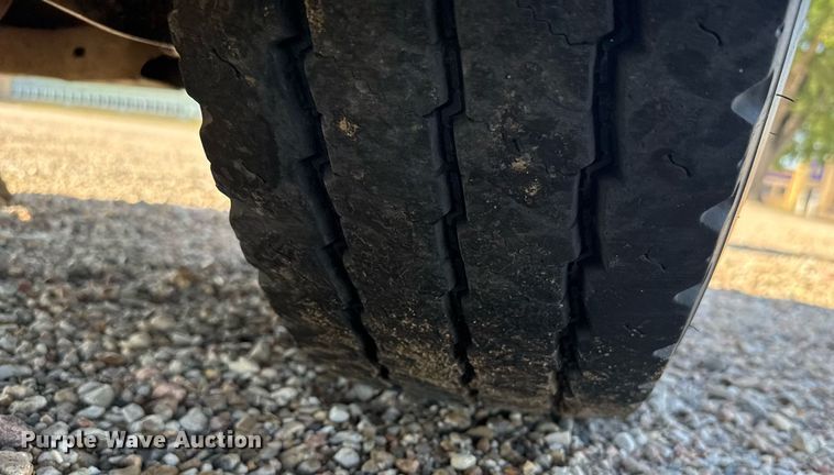 image for item EG6483 2005 Chevrolet Express G3500 school bus