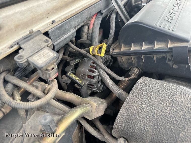 image for item EG6491 1999 Ford E450 Super Duty ambulance