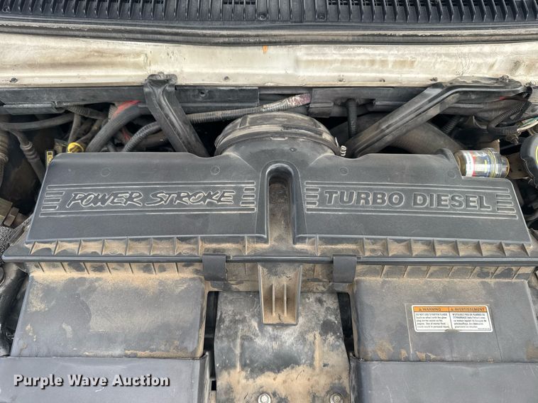 image for item EG6491 1999 Ford E450 Super Duty ambulance