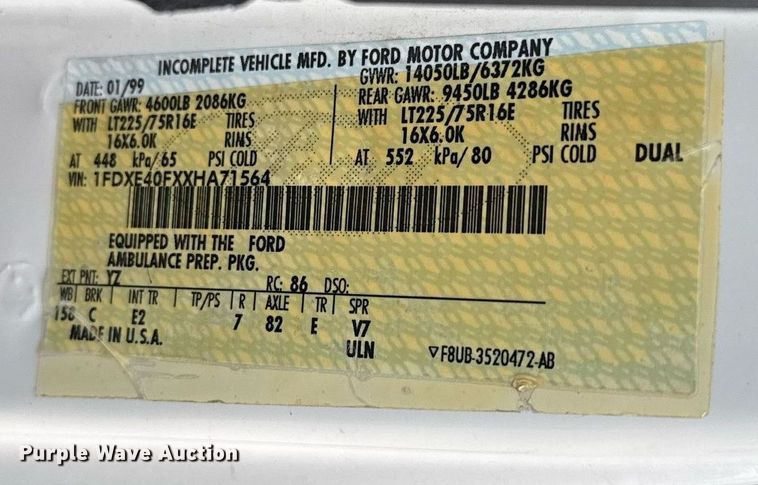 image for item EG6491 1999 Ford E450 Super Duty ambulance