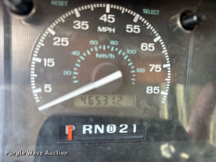 image for item EG6492 1993 Ford E350 ambulance