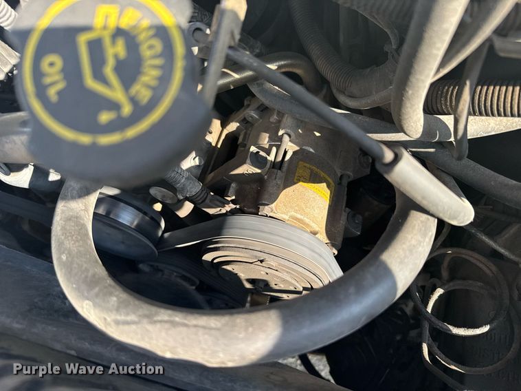 image for item EG6492 1993 Ford E350 ambulance