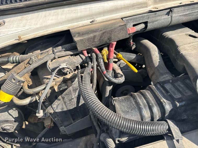 image for item EG6492 1993 Ford E350 ambulance