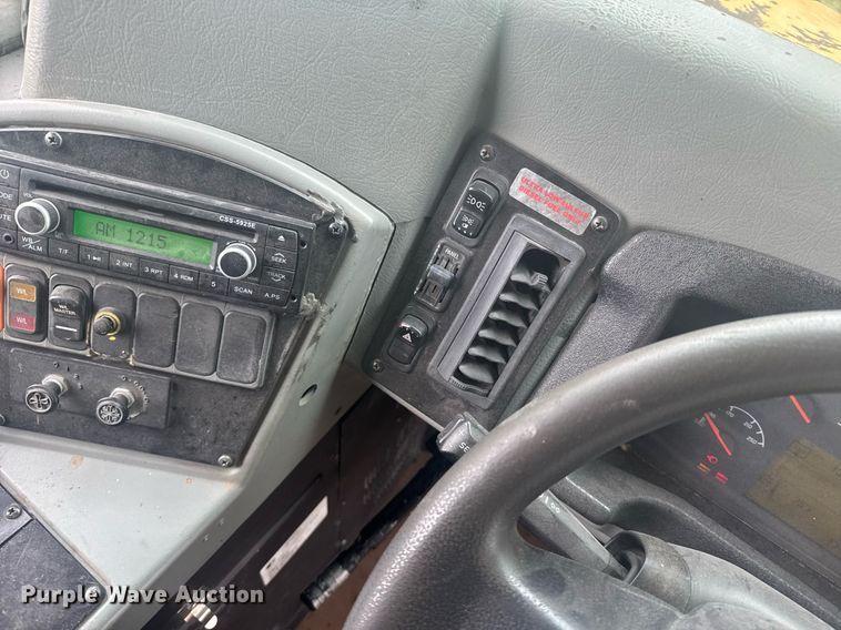 image for item EG6496 2010 Blue Bird Vision school bus