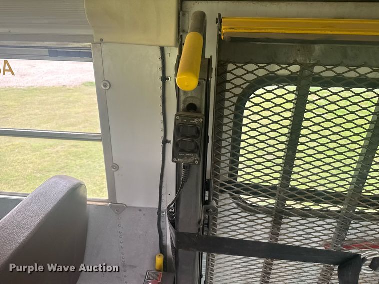 image for item EG6496 2010 Blue Bird Vision school bus