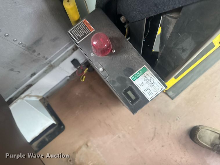 image for item EG6496 2010 Blue Bird Vision school bus