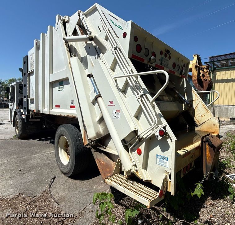 image for item EG8350 2013 Crane Carrier Low Entry refuse truck