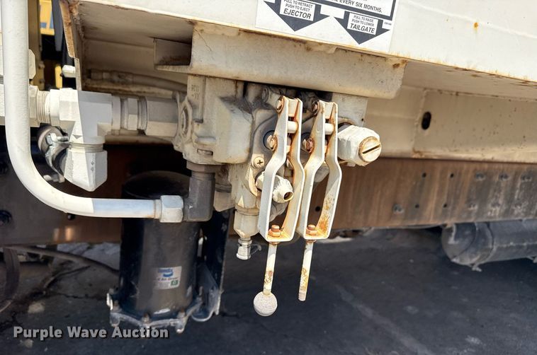 image for item EG8350 2013 Crane Carrier Low Entry refuse truck