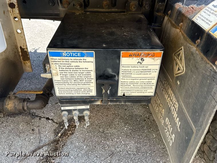 image for item EG8350 2013 Crane Carrier Low Entry refuse truck