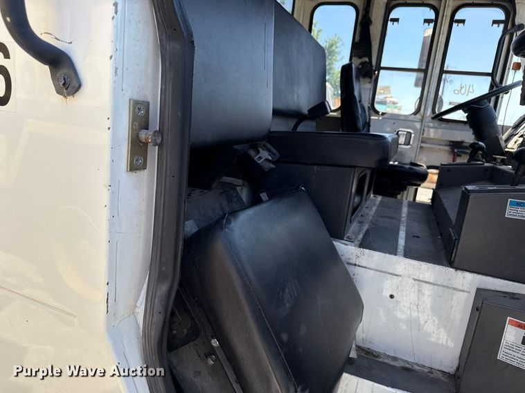 image for item EG8350 2013 Crane Carrier Low Entry refuse truck