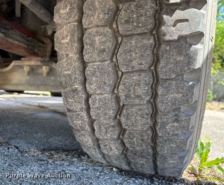 image for item EG8350 2013 Crane Carrier Low Entry refuse truck