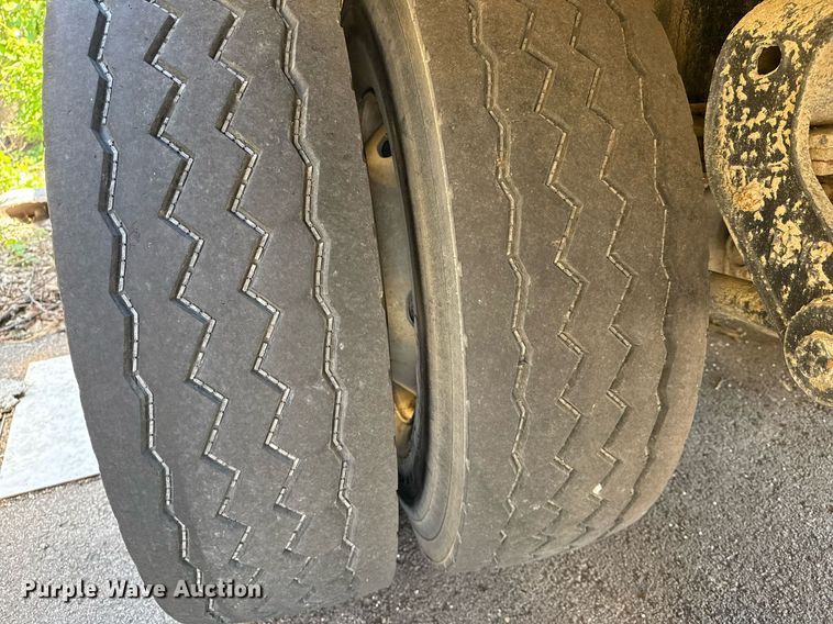 image for item EG8350 2013 Crane Carrier Low Entry refuse truck