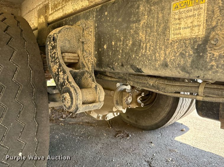 image for item EG8350 2013 Crane Carrier Low Entry refuse truck