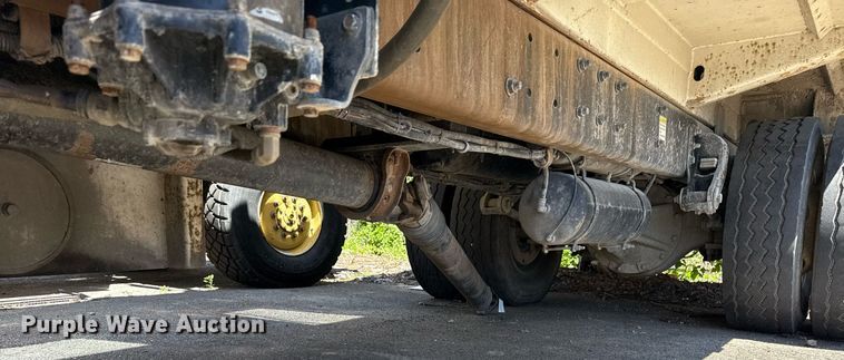 image for item EG8350 2013 Crane Carrier Low Entry refuse truck