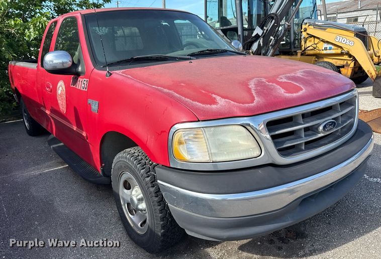 image for item EG8419 2001 Ford F150 SuperCab pickup truck