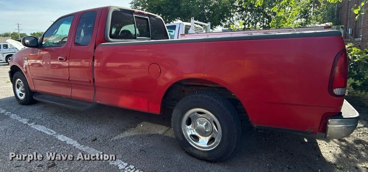 image for item EG8419 2001 Ford F150 SuperCab pickup truck