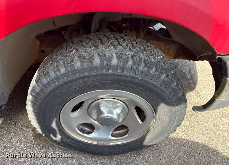 image for item EG8419 2001 Ford F150 SuperCab pickup truck