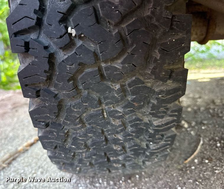 image for item EG8419 2001 Ford F150 SuperCab pickup truck