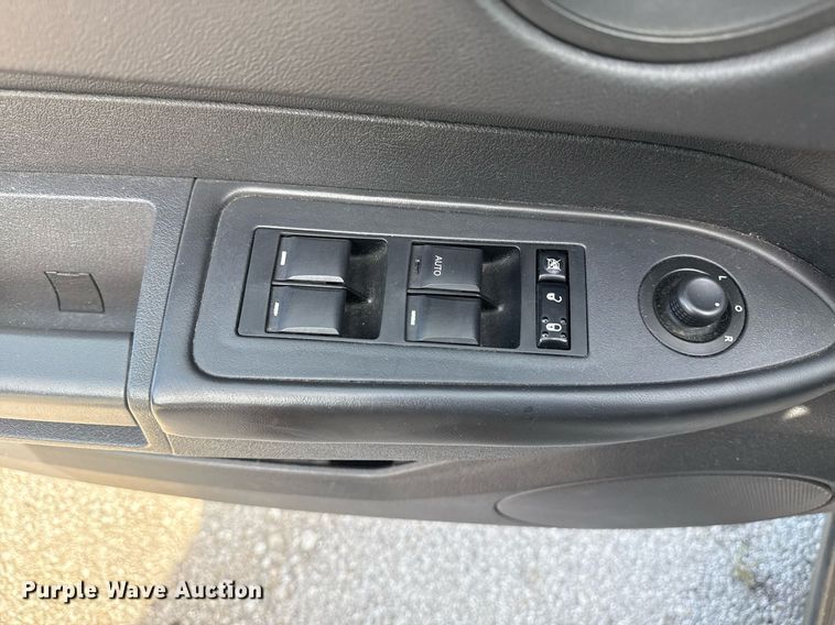 image for item EG8420 2009 Dodge Charger 