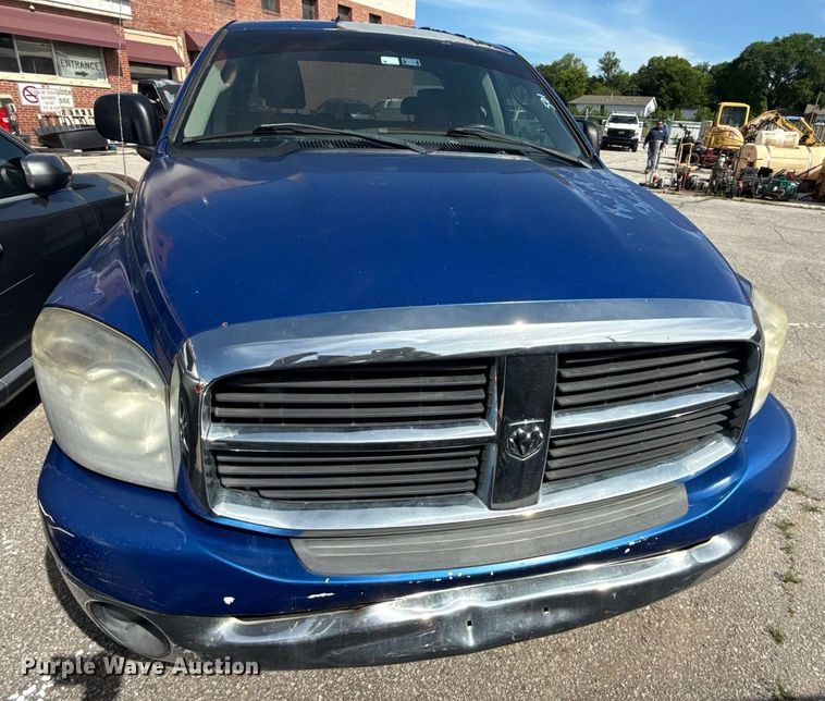 image for item EG8423 2008 Dodge Ram 1500 Quad Cab pickup truck