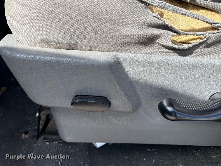 image for item EG8423 2008 Dodge Ram 1500 Quad Cab pickup truck