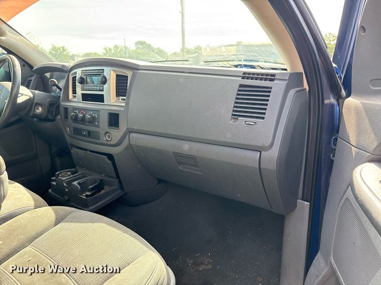 image for item EG8423 2008 Dodge Ram 1500 Quad Cab pickup truck