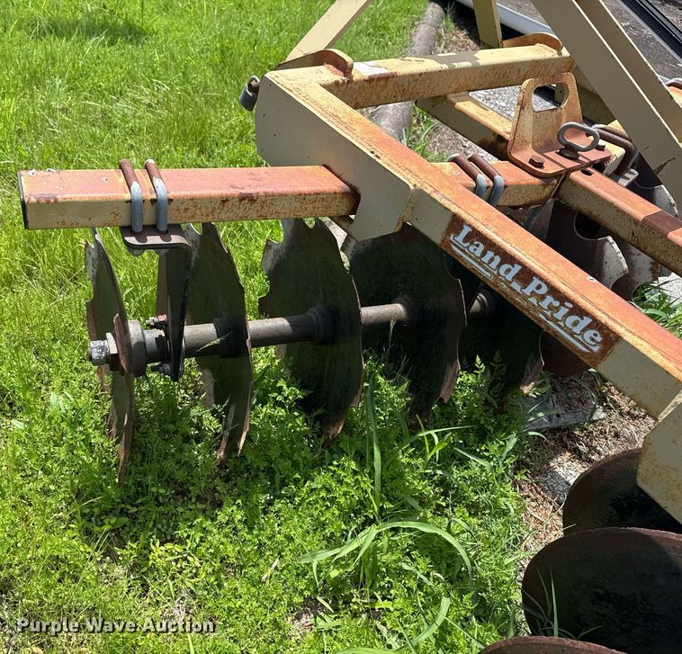 image for item EG8425 Land Pride tandem disk