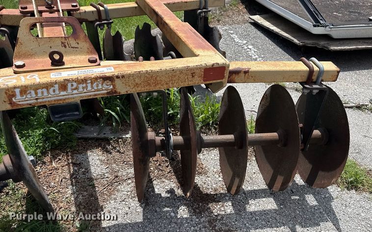 image for item EG8425 Land Pride tandem disk