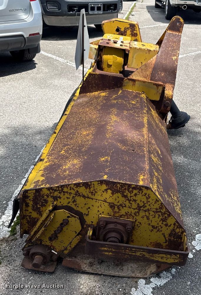 image for item EG8426 Flail mower