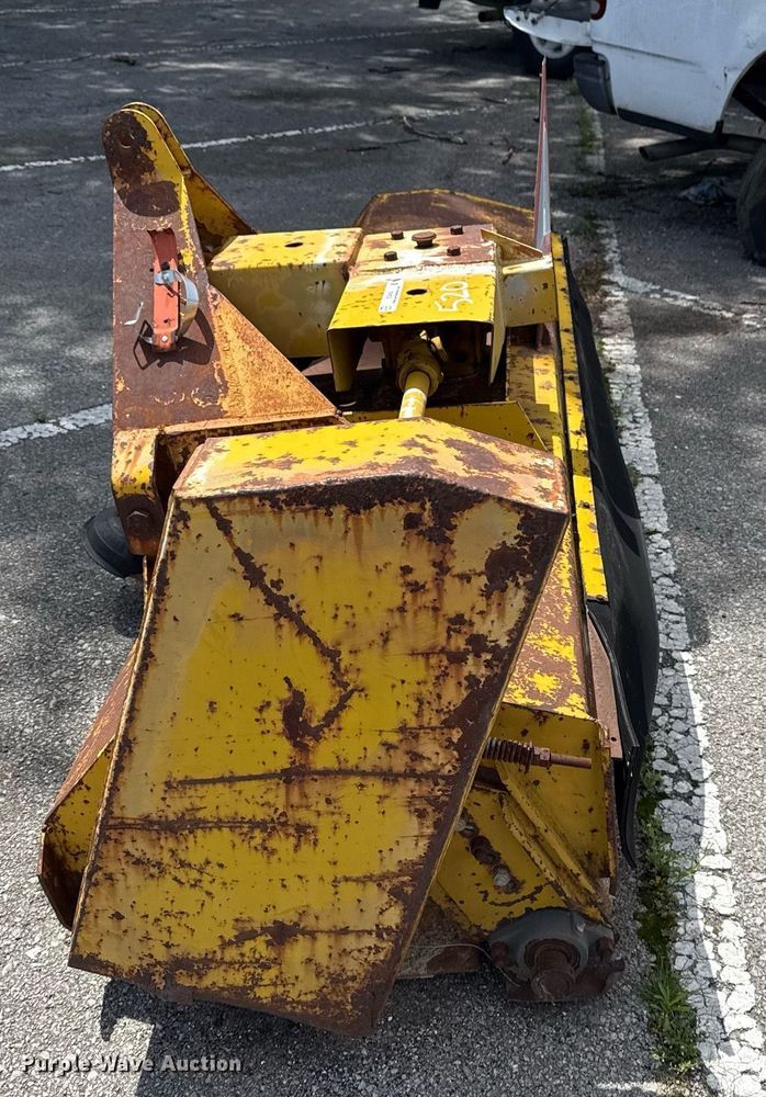 image for item EG8426 Flail mower