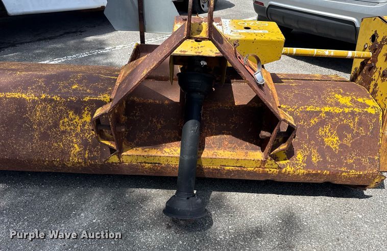 image for item EG8426 Flail mower