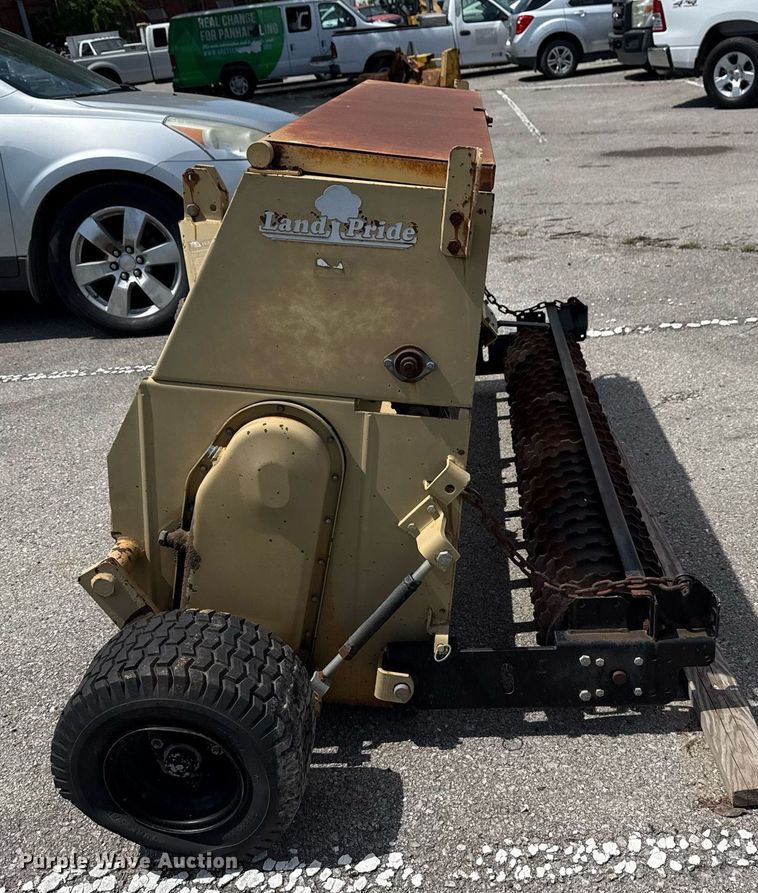 image for item EG8427 2000 Land Pride OS1572 overseeder