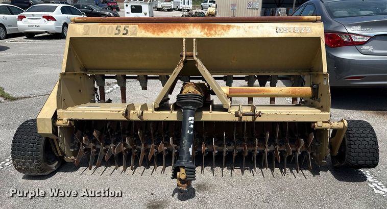 image for item EG8427 2000 Land Pride OS1572 overseeder