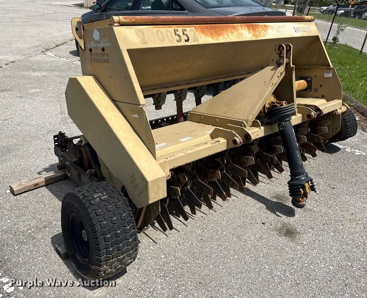 image for item EG8427 2000 Land Pride OS1572 overseeder