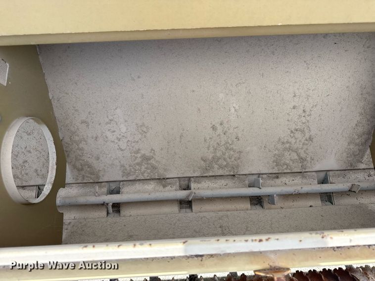 image for item EG8427 2000 Land Pride OS1572 overseeder