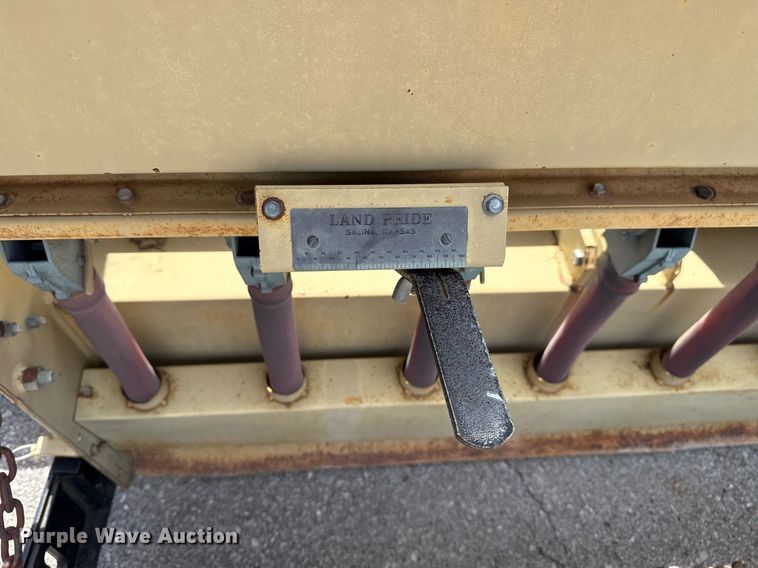 image for item EG8427 2000 Land Pride OS1572 overseeder