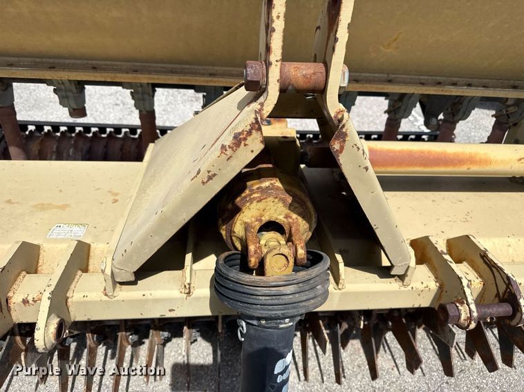 image for item EG8427 2000 Land Pride OS1572 overseeder