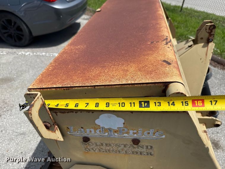 image for item EG8427 2000 Land Pride OS1572 overseeder