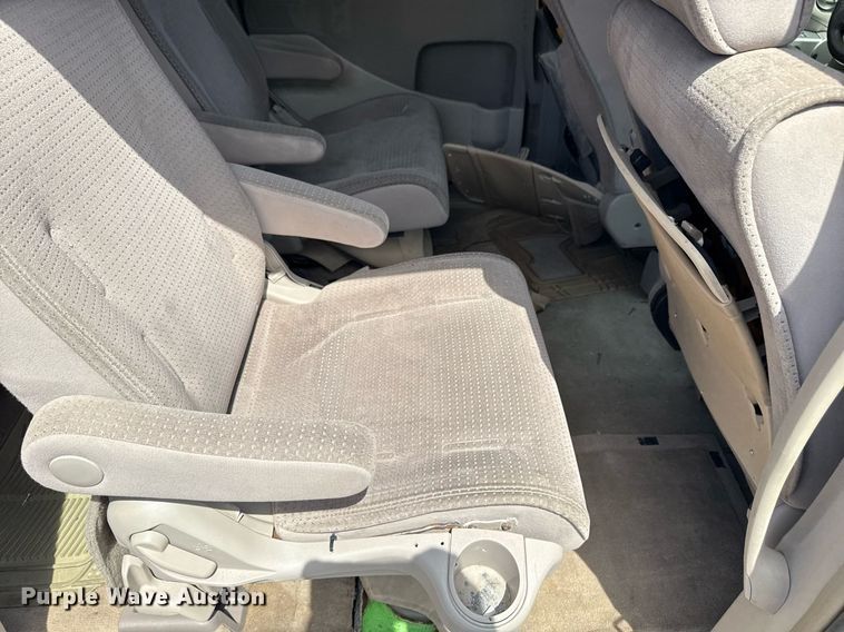 image for item EG8430 2005 Nissan Quest 