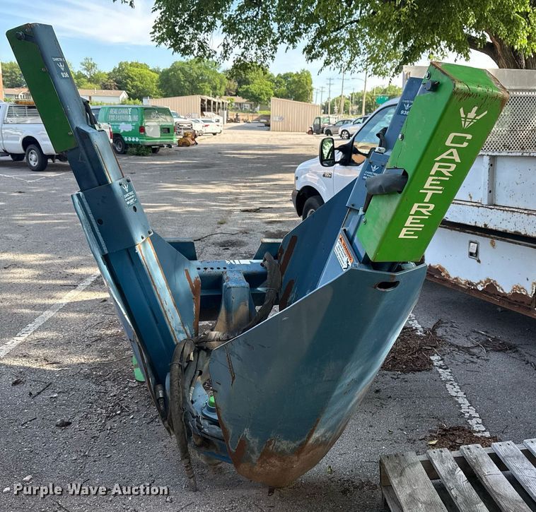 image for item EG8431 CareTree 936 skid steer tree spade