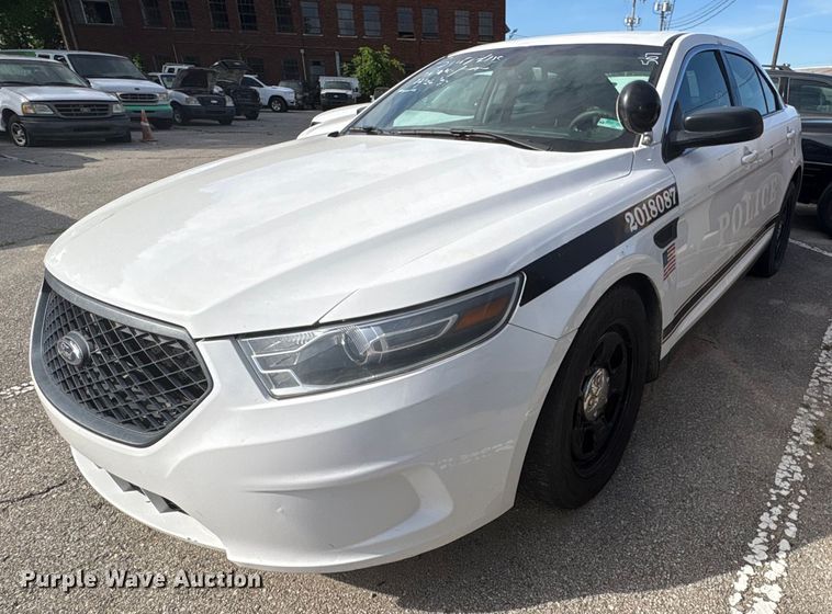 image for item EG8433 2018 Ford Taurus Police Interceptor 