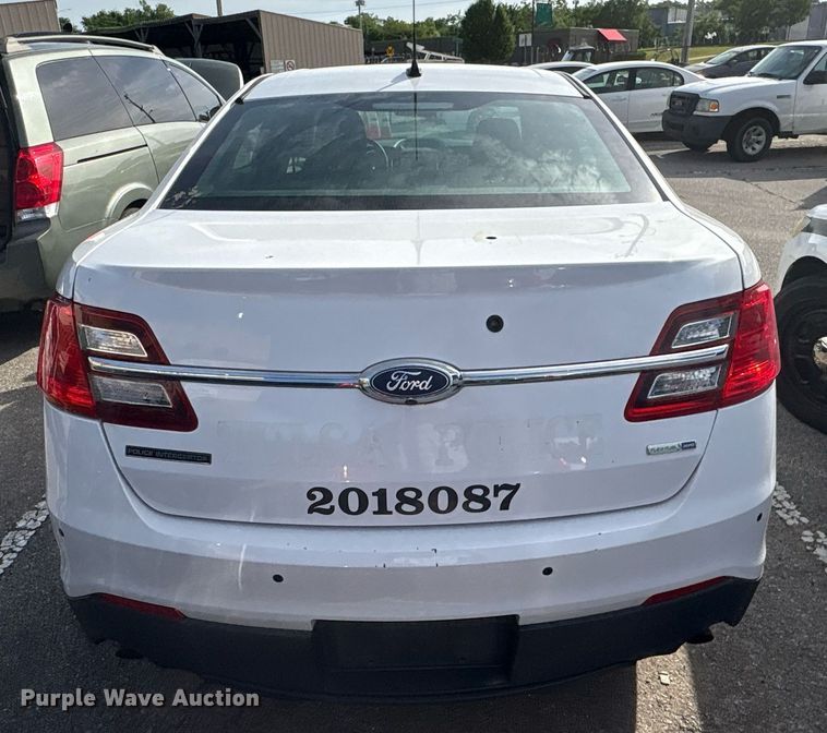 image for item EG8433 2018 Ford Taurus Police Interceptor 