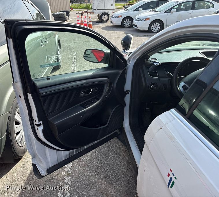 image for item EG8433 2018 Ford Taurus Police Interceptor 