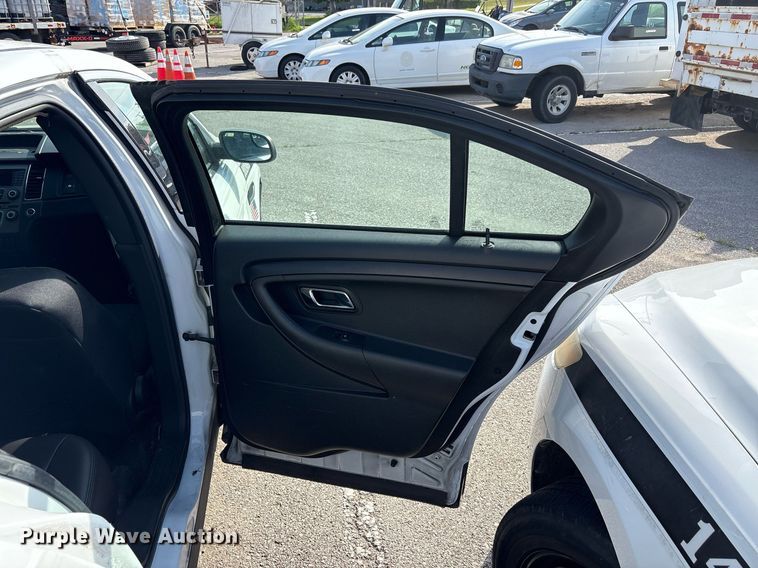 image for item EG8433 2018 Ford Taurus Police Interceptor 