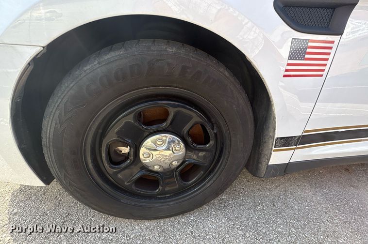 image for item EG8433 2018 Ford Taurus Police Interceptor 