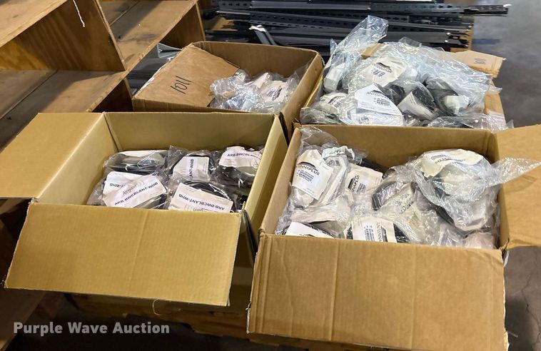 image for item EG8435 Approximately 145 antennas