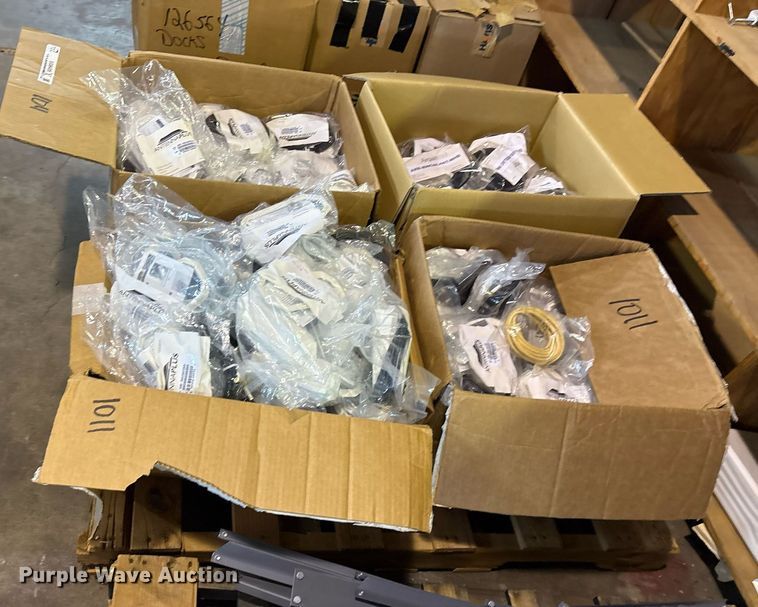 image for item EG8435 Approximately 145 antennas